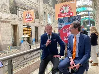 Sebastien De Rose, CEO GSR, e Nicola Saraceno (a dx), AD Rossopomodoro
