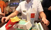 Lavoratori in un McDonald's