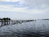 Pontile di Sant'Arcangelo presso il lago Trasimeno