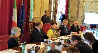 Oggi 12 dicembre 2019 al Mipaaft, in occasione della sigla dell'intesa sul grano duro col Gruppo Barilla: in giallo il ministro Bellanova; accanto a destra Paolo Barilla