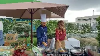 Alessia Marcuzzi e lo Chef Giovanni Cifarelli cucinano gli Spaghetti alla Spirulina di Andriani