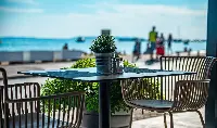 Dehor in riva al mare Liguria