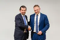 Dario Baroni, amministratore delegato di McDonald's Italia, assieme a Francesco Lollobrigida, ministro dell'Agricoltura, della Sovranità Alimentare e delle Foreste