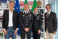 L'assessore all'Agricoltura della Regione Lombardia, Alessandro Beduschi, e il presidente della Regione Lombardia, Attilio Fontana, ricevono il generale Andrea Rispoli, comandante delle Unità Forestali, Ambientali e Agroalimentari dell’Arma e il generale Simonetta De Guz, comandante Regione Carabinieri Forestale "Lombardia".