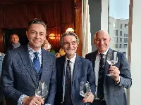 Da sx: Cristian Biasoni AD Chef Express, Attilio Fontana Presidente Regione Lombardia, Simone Malpeli AD Altagares Italia