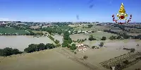 L'alluvione del 15/16 settembre 2022 nelle Marche ripresa da un elicottero dei VVFF in volo sulla città e sulle campagne di Senigallia