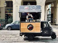 Street coffee di Caffè Vergnano: dalla bici all’Ape (nelle versioni rialzata, a terra o elettrica), dal trolley al camioncino, la caffetteria diventa "on the road"