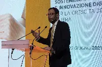 Il Ministro Stefano Patuanelli interviene all'assemblea 2021 di Unaitalia