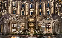 Esterni Starbucks Reserve Roastery Milano