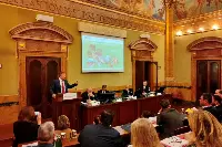 Il ministro dell'Agricoltura, della Sovranità Ambientale e delle Foreste, Francesco Lollobrigida al primo tavolo del Partenariato sul Pnrr