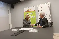 Silvana Pezzoli (presidente del Cluster MinIt) e Mauro Fontana (presidente del Cl.uster A.grifood N.azionale CLA.N.)