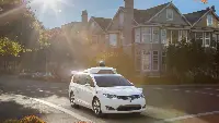 Chrysler Pacifica per il servizio di spesa a domicilio Waymo