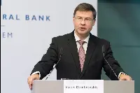 Valdis Dombrovskis, vicepresidente della Commissione Europea e commissario europeo al Commercio.