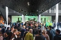 Folla agli ingressi di Interpoma, Fiera di Bolzano
