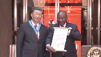 Il presidente cinese Xi Jinping e il presidente sudafricano Cyril Ramaphosa al vertice dei Brics (Johannesburg, 22 agosto 2023)