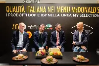 da sinistra Mauro Rosati, Dario Baroni, Stefano Patuanelli, Joe Bastianich