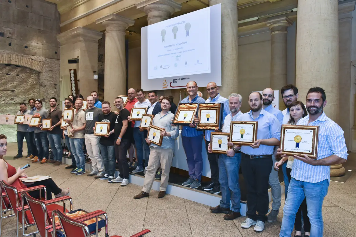 I vincitori del Premio cerevisia 2018, presso la sala del Tempio di Adriano a Roma, in data 12 giugno 2018
