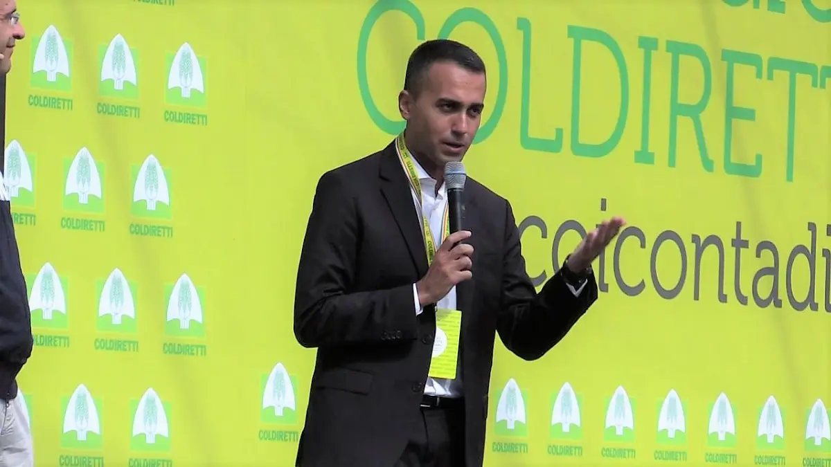 Il vicepremier Di Maio parla dal palco del Villaggio Coldiretti a Milano