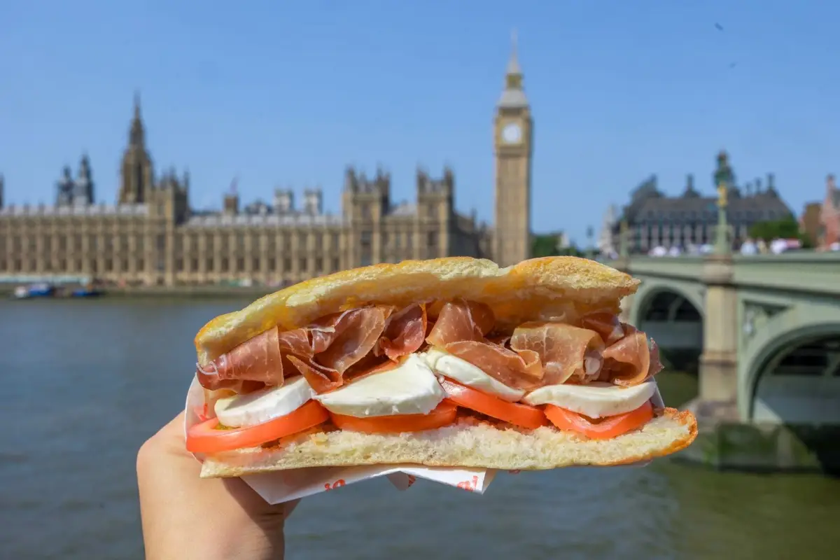 All’Antico Vinaio apre a Londra