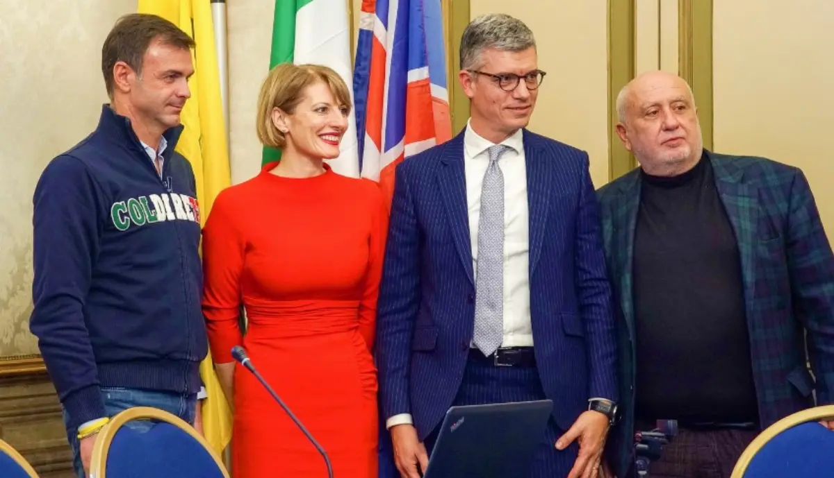 Da sinistra a destra: Ettore Prandini, presidente Coldiretti, Jill Morris, ambasciatrice del Regno Unito in Italia, Gianmarco Laviola, amministratore delegato Princes Industrie Alimentari e Vincenzo Gesmundo, segretario generale Coldiretti