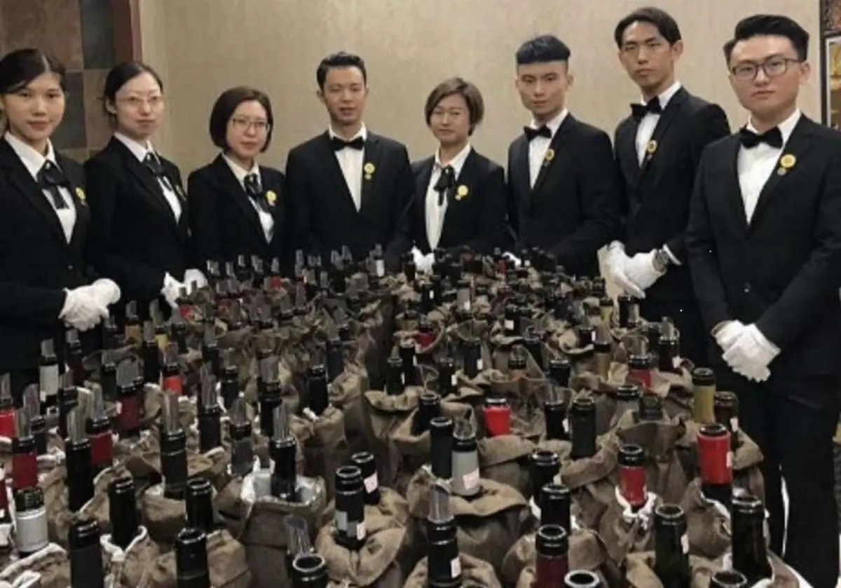 Consorzio vino Chianti in Cina cobn le sue etichette