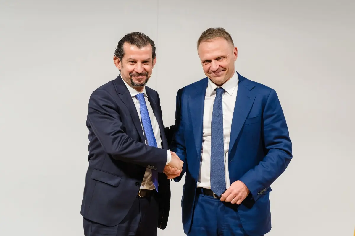 Dario Baroni, amministratore delegato di McDonald's Italia, assieme a Francesco Lollobrigida, ministro dell'Agricoltura, della Sovranità Alimentare e delle Foreste