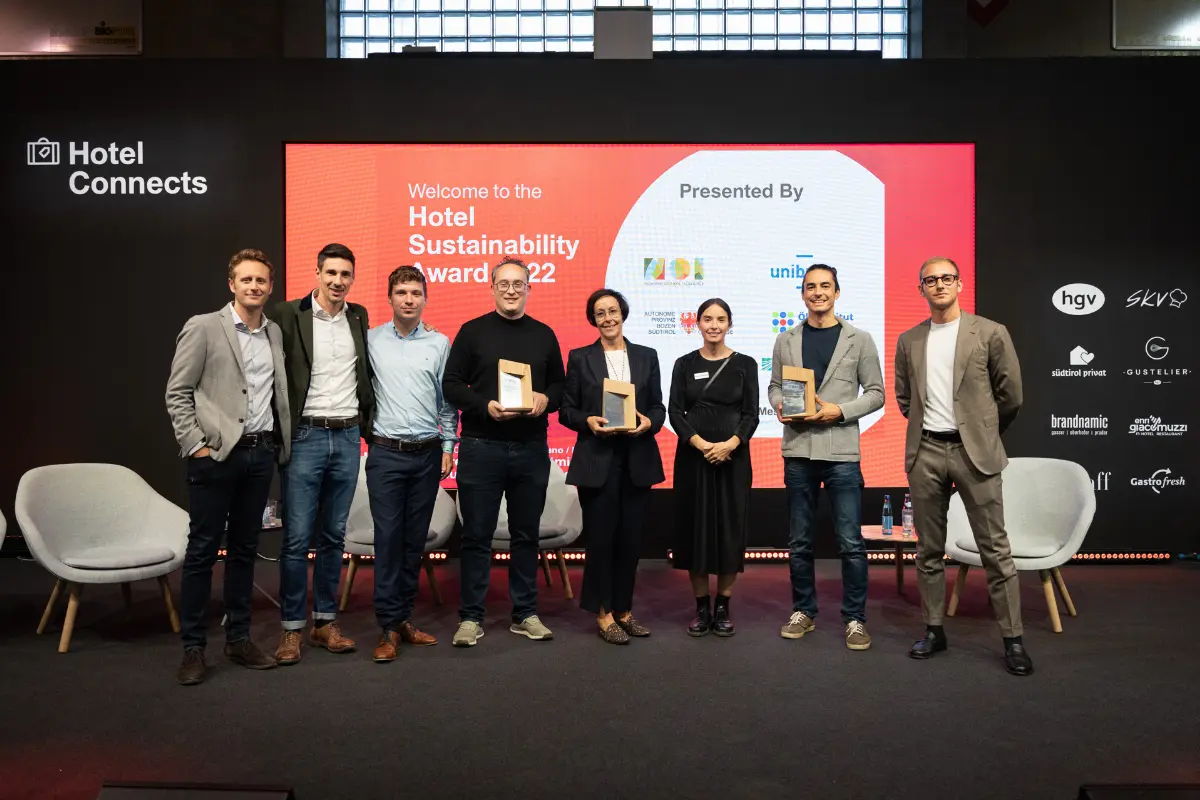 Sustainability Award 2022: tutti i vincitori degli oscar per l’accoglienza sostenibile, al termine della premiazione avvenuta alla 46ª fiera internazionale per hôtellerie e ristorazione, a Fiera Bolzano