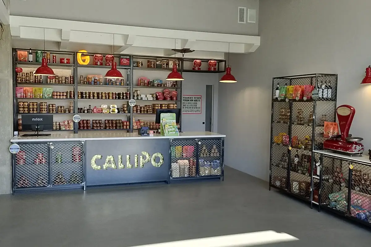 Spaccio aziendale Callipo a Montepaone