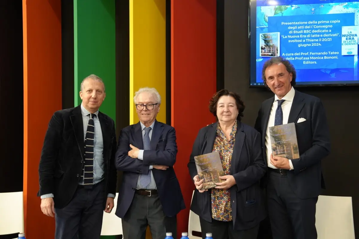 Da sinistra: Camillo Langone, Fernando Tateo, Monica Bononi, Roberto Brazzale (Tuttofood 2025)