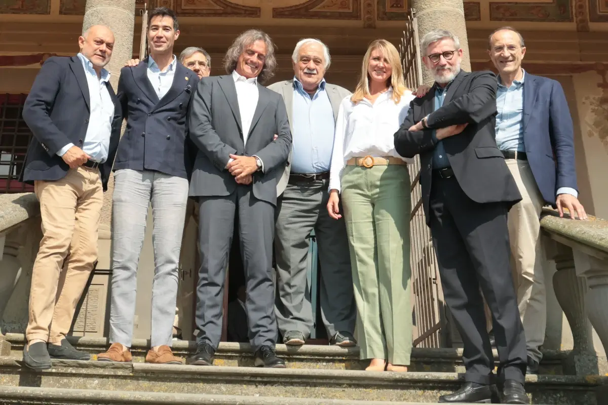 Alcuni dei relatori al convegno “Il vino alla svolta tecno-culturale” promosso dalla Fondazione Olmo (Artimino, 24 giugno 2025)