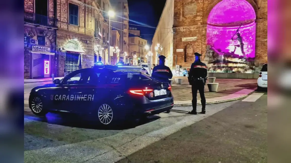 Catanzaro controlli dei Carabinieri nel centro storico ottobre 2025