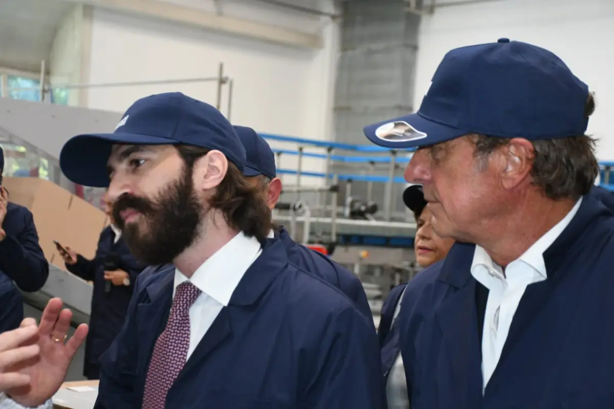 A sinistra Leonardo Maria Del vecchio all'inaugurazione del nuovo stabilimento di Acqua Fiuggi a Fiuggi (FR) il 21 settembre 2025