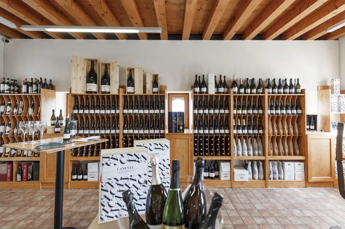Canevel, Wine Shop