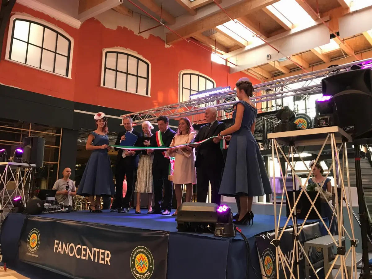 Fanocenter inaugurazione