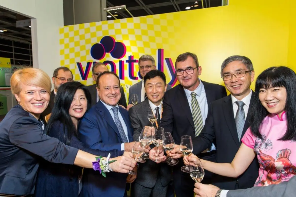 International Wine & Spirits Fair di Hong Kong