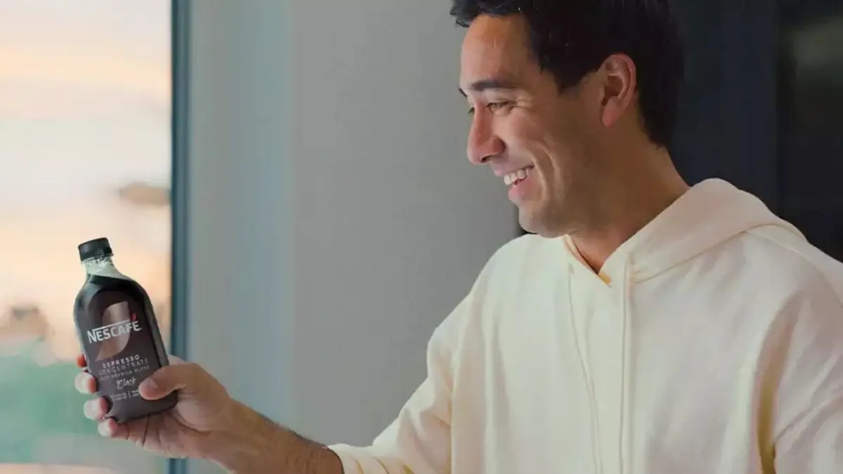 Zach King partner di Nescafé