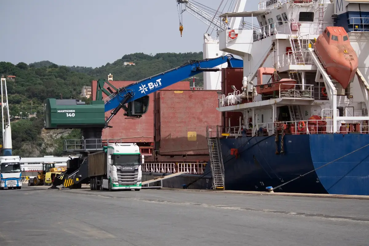 Terminal BuT di Savona (acquisito da Fhp group)
