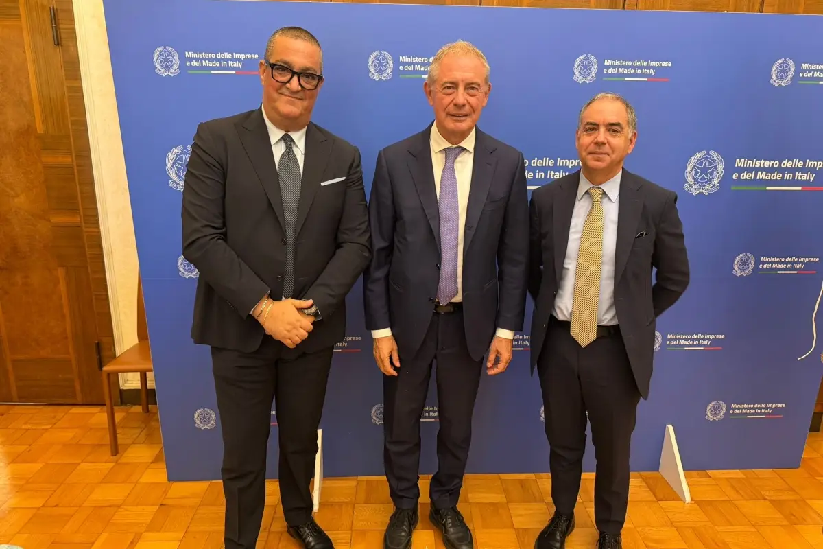 Dino Di Marino e Antonio Portaccio, rispettivamente direttore generale e presidente di Italgrob, ricevuti dal ministro delle Imprese e del Made in Italy, Adolfo Urso (Roma, 14 ottobre 2025)