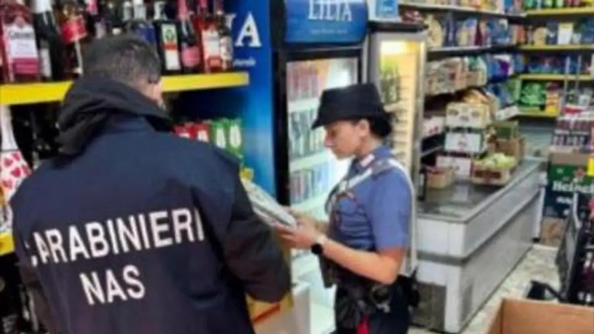Indagini dei Carabinieri sulle distillerie clandestine a Roma
