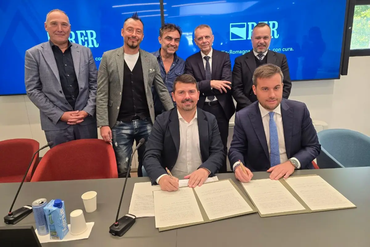 Firma protocollo Regione Emilia Romagna-Anci per prodotti Dop, Doc e Igp (Bologna, 28 ottobre 2025)