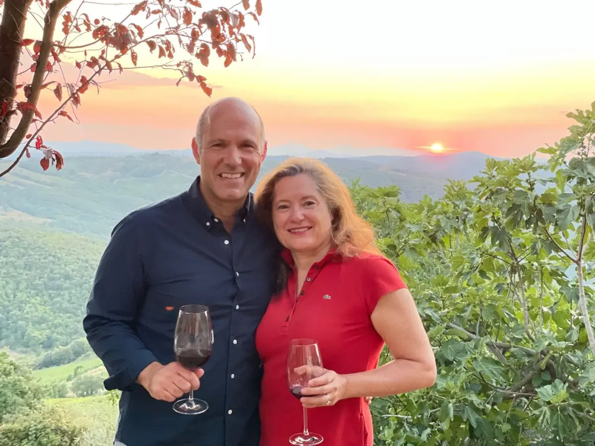 Il miliardario Peter Kern e la moglie Kirsten nella loro tenuta Il Palazzone a Montalcino (SI) in Toscana