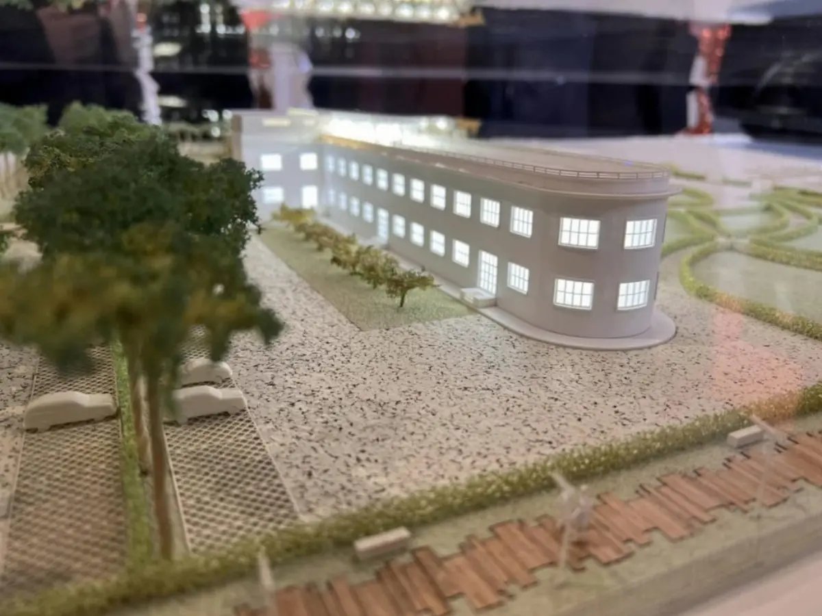 Rendering del recupero della Colonia Olivetti a Marinella di Sarzana con l'Hotel Marinella Sarzana