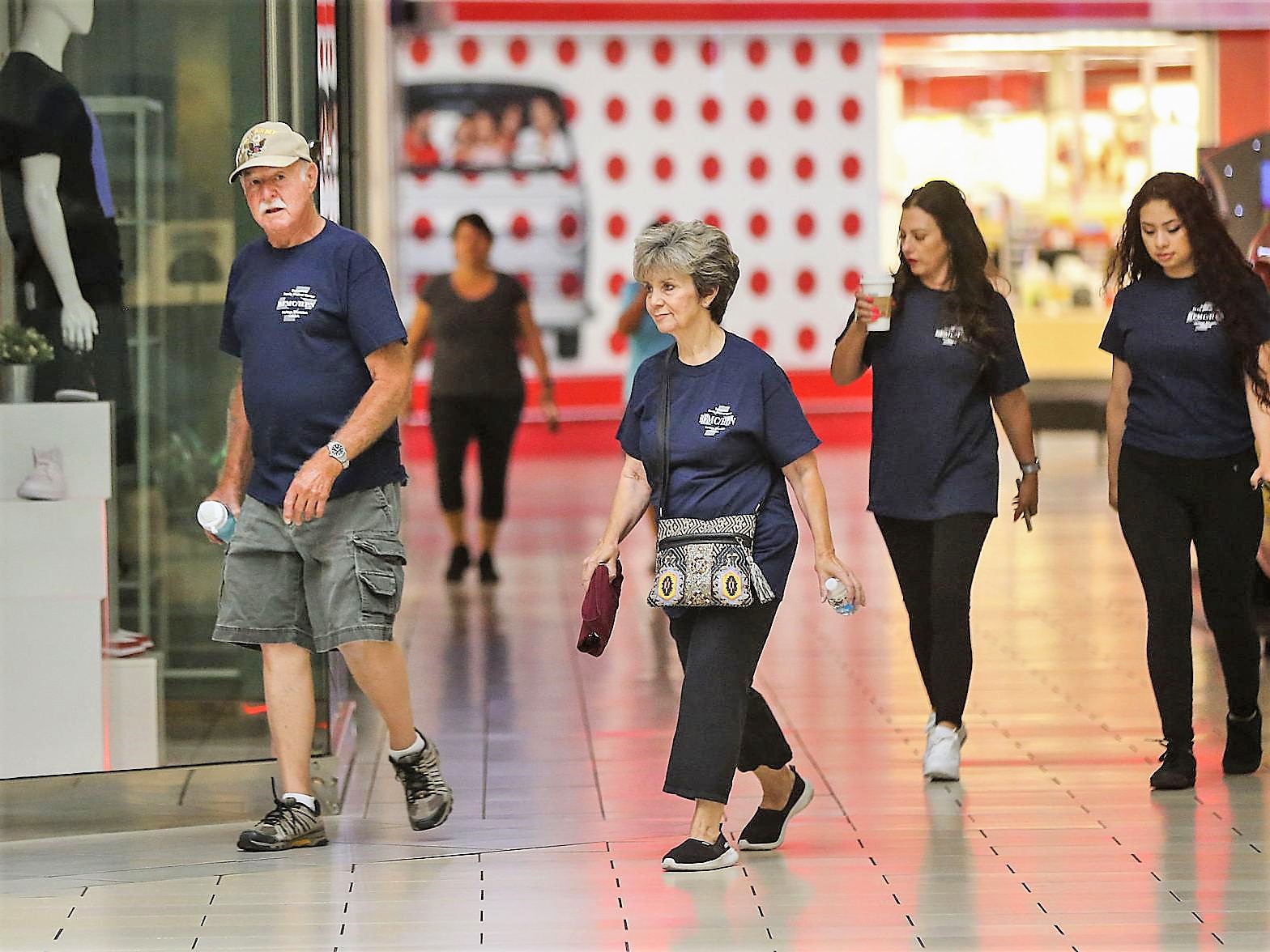 Mall Walking, la passeggiata sportiva nei centri commerciali: insieme ad un'alimentazione sana è trend salutistico dell'estate 2021