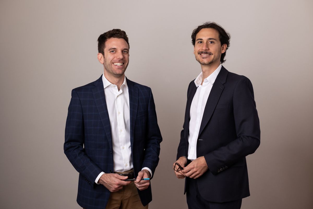 A sin. Andrea Biancardi, a dx Alessio Maria Matteocci, fondatori di Evoluzione Vulturnus