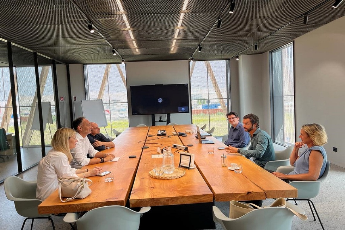 Assessore all'Agricoltura della Regione Lombardia, Alessandro Beduschi, visita stabilimento di vertical farming (Cavenago di Brianza, 18 luglio 2023)