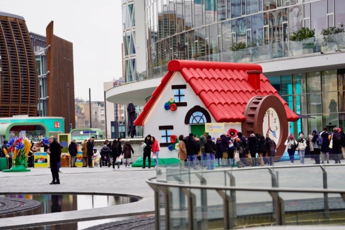 MulinoSveglia a piazza GaeAulenti (Milano, febbraio 2025)