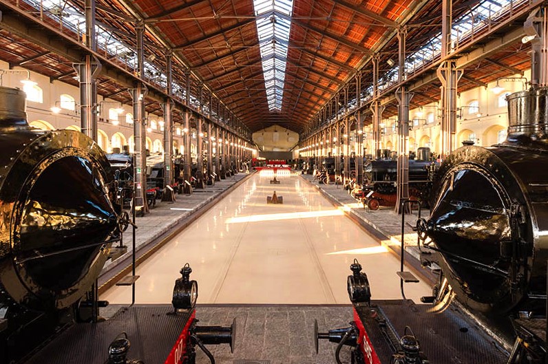 Suggestiva cornice del Museo Nazionale Ferroviario di Pietrarsa a Napoli-Portici per l'evento "Sud e Champagne"