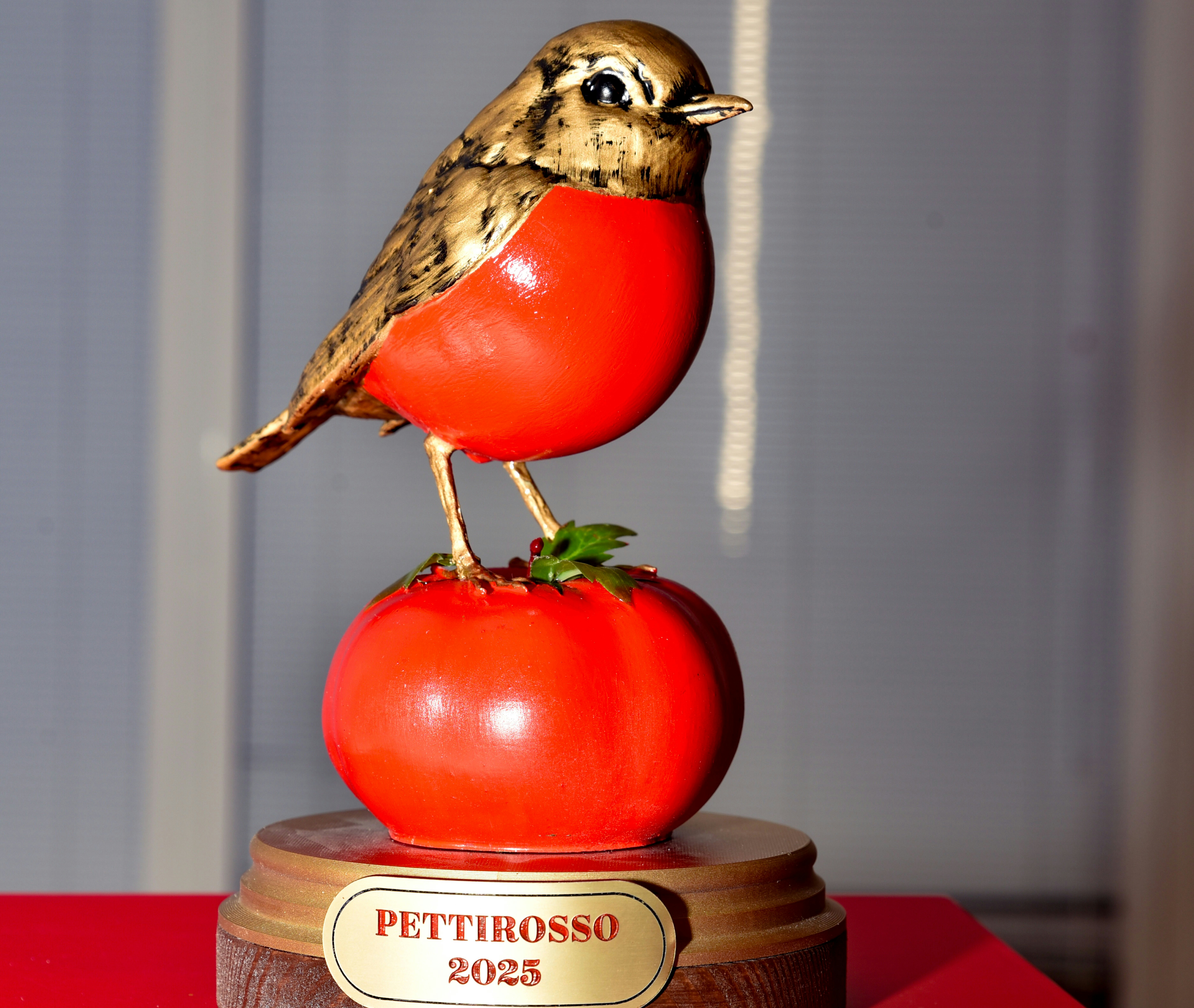 Il premio Pettirosso 2025 ideatp da Petti (Italian Food) per gli agricoltori legati alla societa di Venturina Terme (LI)