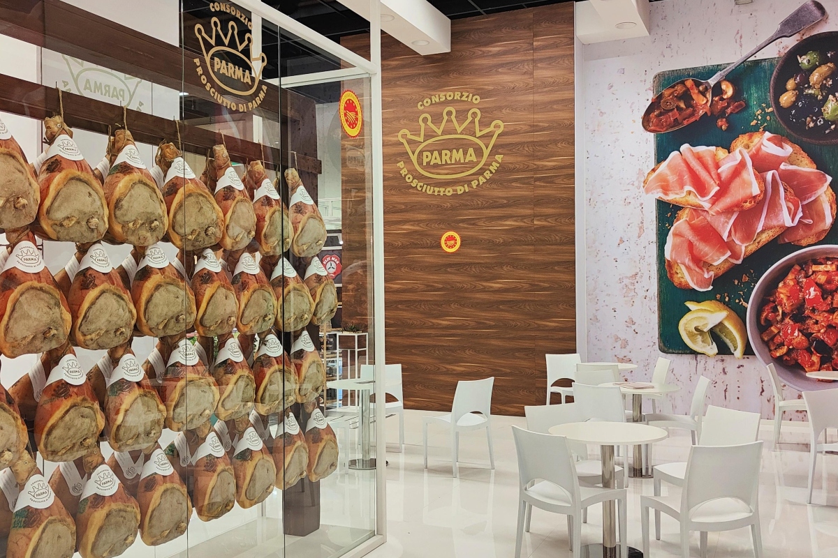 Uno stand fieristico del Consorzio Prosciutto di Parma