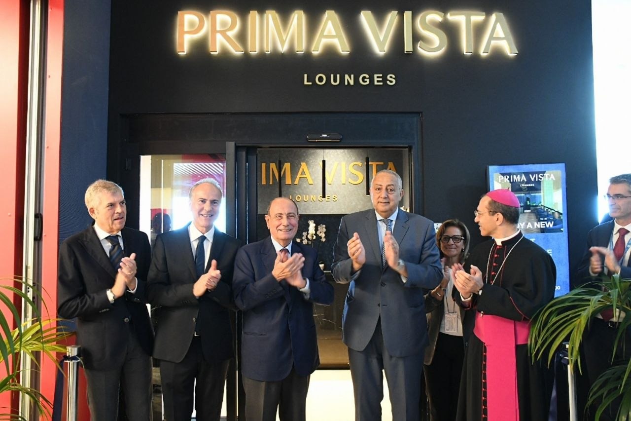 Il Presidente della Regione Sicilia, Renato Schifani, inaugura nuovi locali all'aeroporto di Palermo, 27/10/2026
